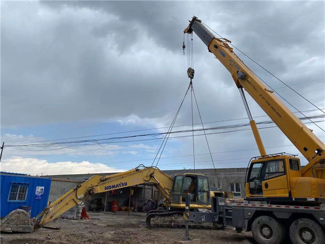 留坝县25吨吊车的工作半径是多少？